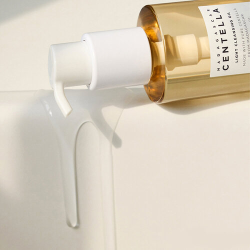 small_SKIN1004-Madagascar-Centella-Light-Cleansing-Oil___1_